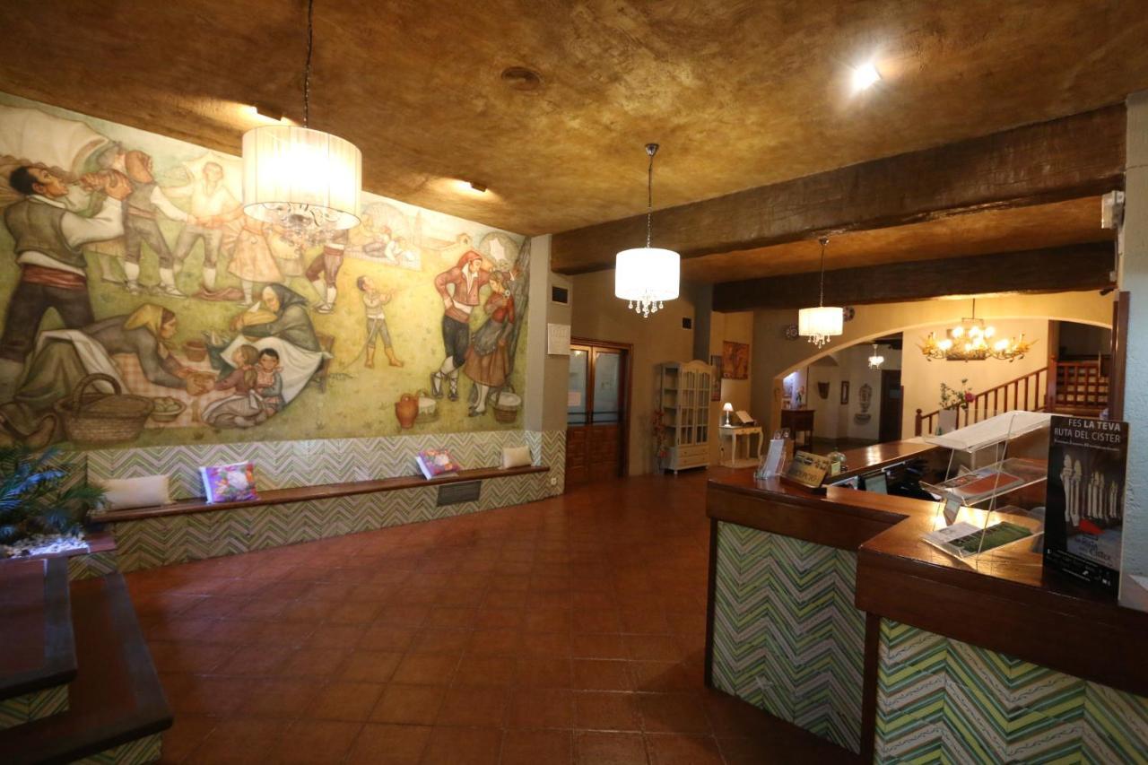 Hostal Del Senglar L'Espluga de Francoli Exterior photo